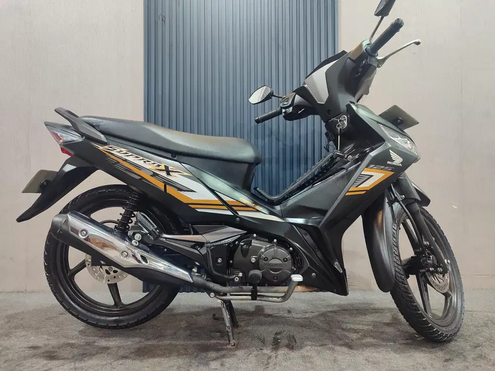Supra X 125 fi 2024 istimewa mulus terawat siap pakai...