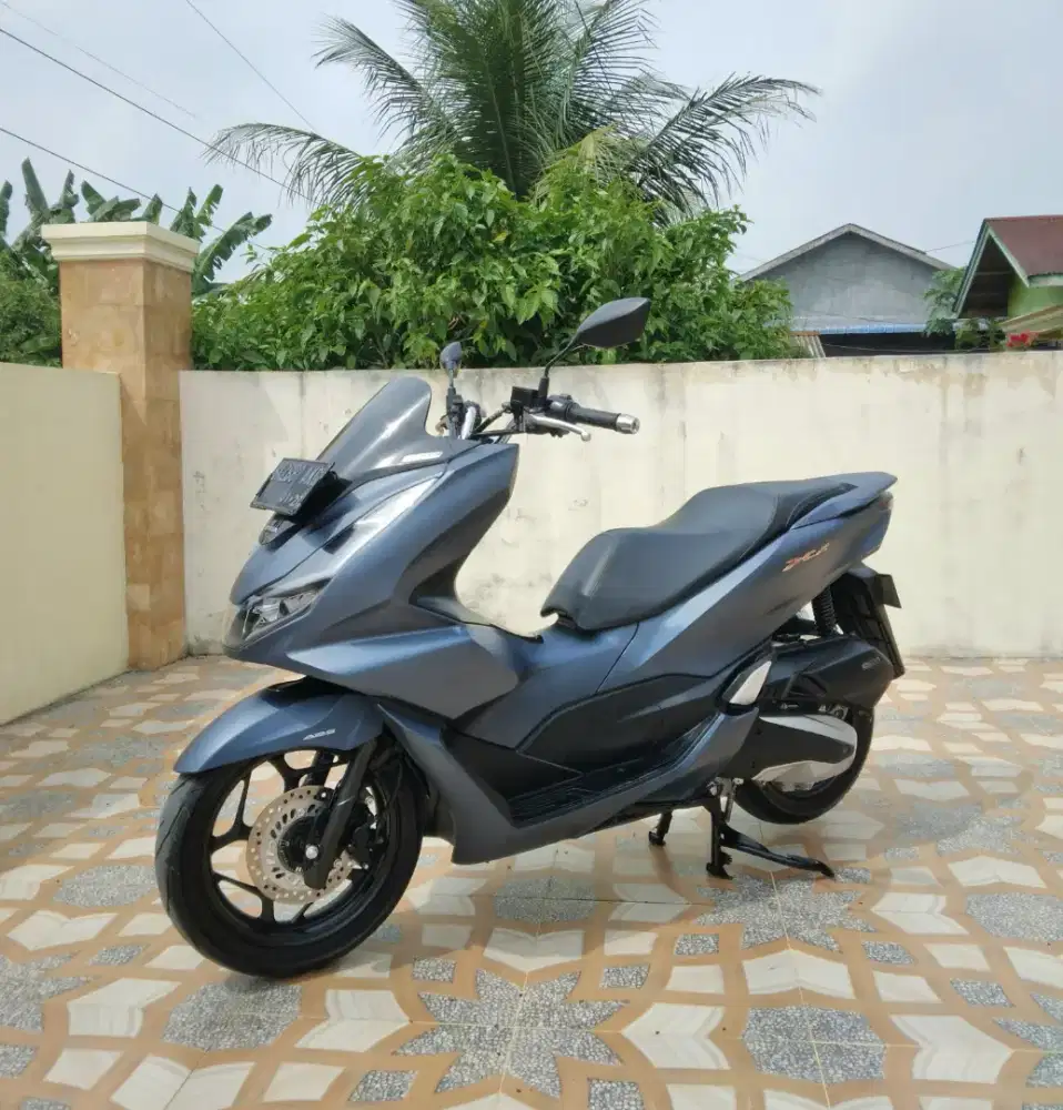 PCX 160 CC TYPE ABS LIKE NEW LUAR DALAM PAJAK PLAT HIDUP