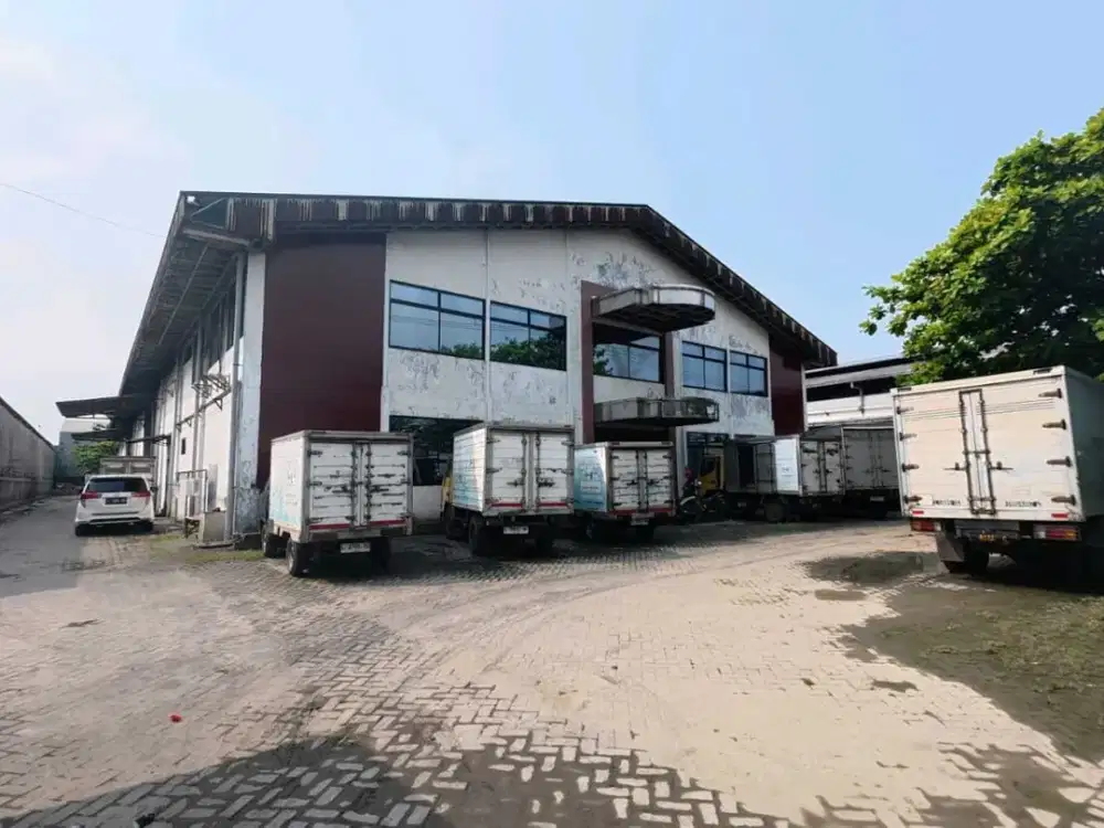 RIC.A059 Gudang Luas di Margomulyo Permai Strategis Dekat Jalur Pintu Keluar