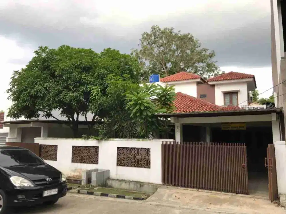 Jual Rumah Siap huni di Mega Cinere Jl Kelapa Raya Depok luas 355m2