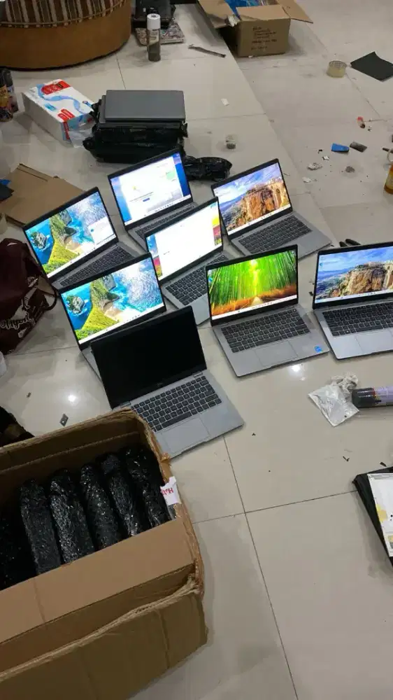 Admin toko laptop