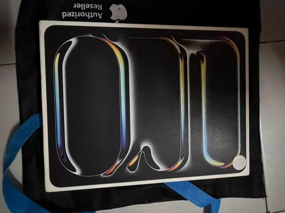 ipad pro 13 inci M5 chip 512GB wifi only new segel baru garansi inter