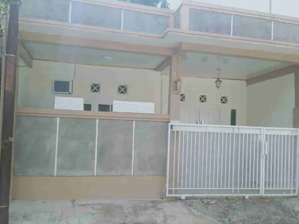 Di Jual Cepat Rumah baru direnovasi minimalis modern di Perumahan Pondok Pekayon Indah Bekasi