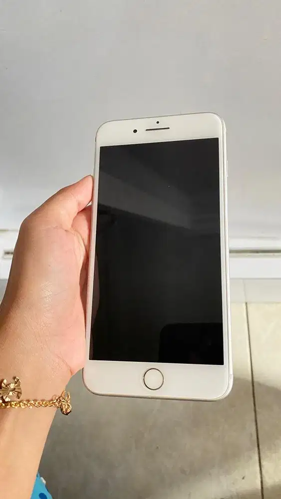 Di jual Iphone 7+ kondisi muluss