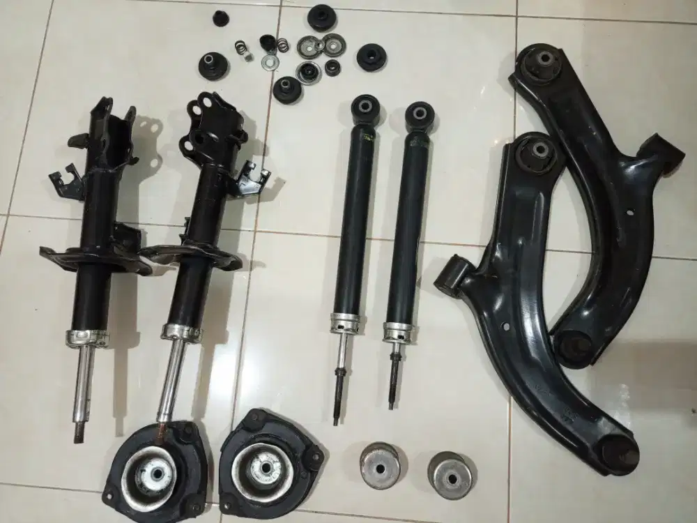 Parts Kaki² Copotan Grand Livina L10