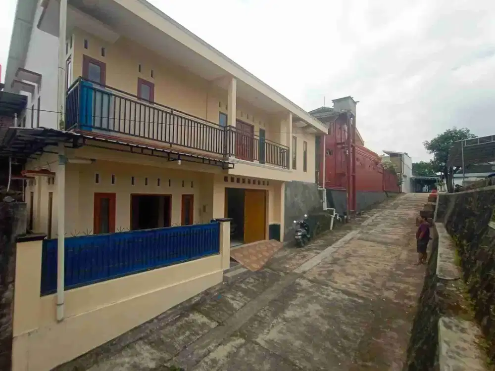 Rumah baru 2lt dekat Rsa UGM Ringroad utara