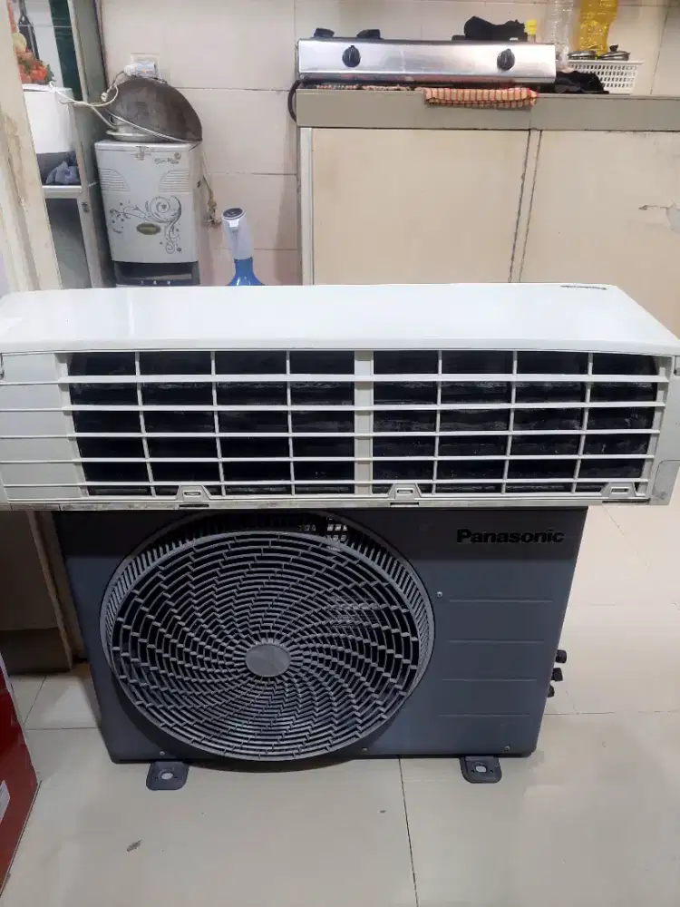 ac panasonic 1/2 pk