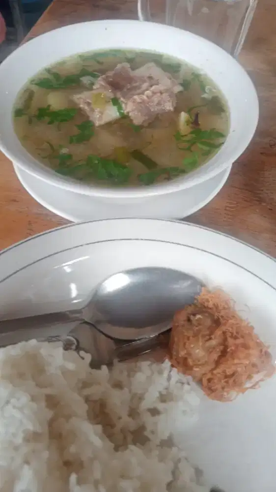 Mencari pembantu rumah tangga dan jaga anak