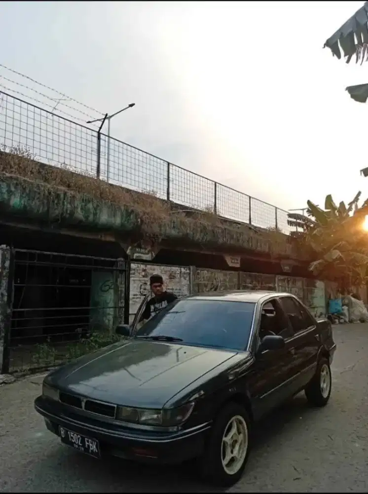 Di jual Lancer Dangan 1.5 GLX