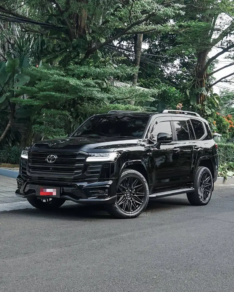 Toyota Landcruiser VXR300 2024 Hitam Black 2023 2025 LC VXR300