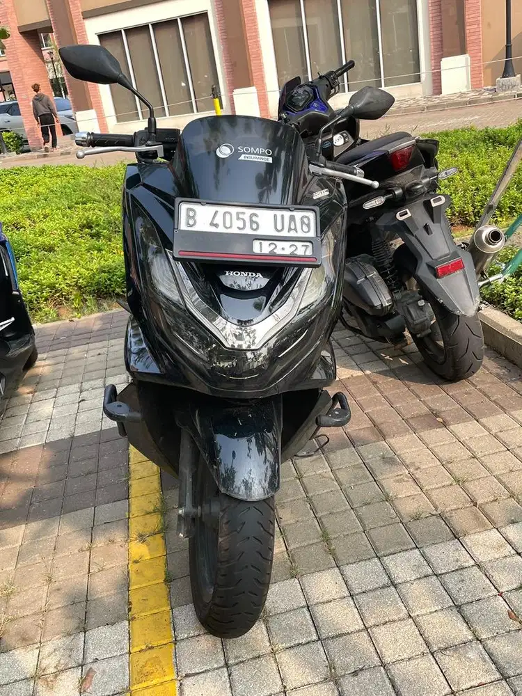 Honda PCX 2022 Hitam