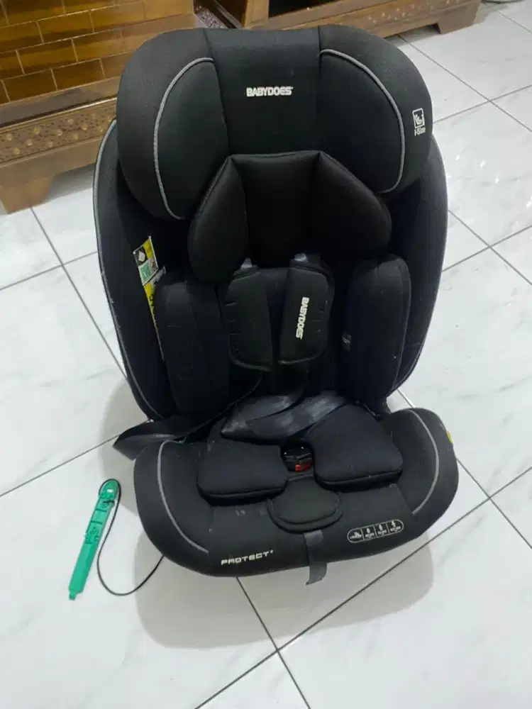 Carseat babydoes preloved