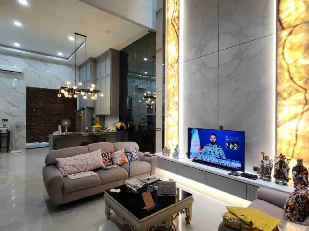 Villa Lux Furnish, Jl. Hayam Wuruk