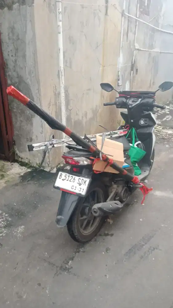 Jasa pasang antena.