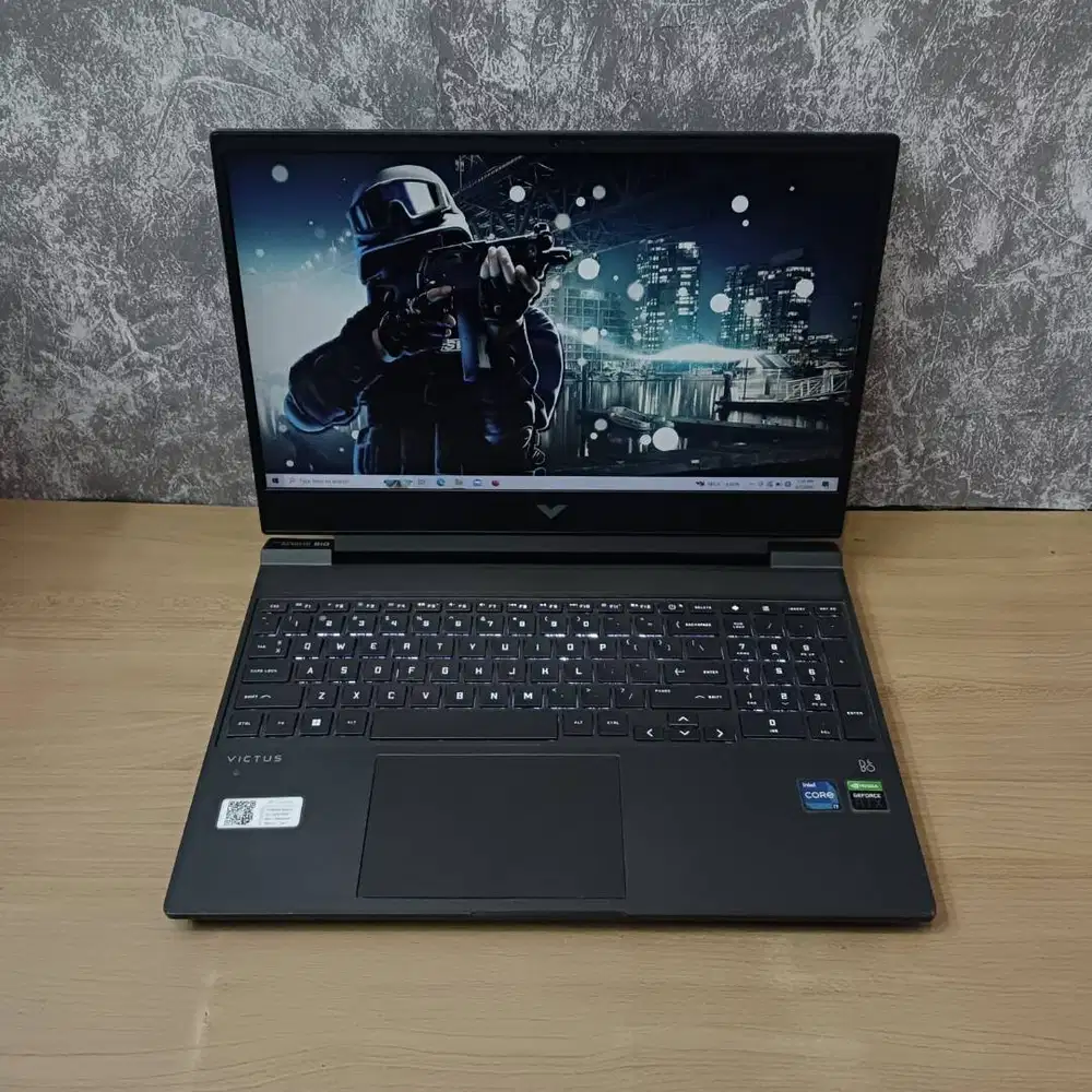 Laptop  HP Victus Gaming RTX 3050 core i7 gen 12th