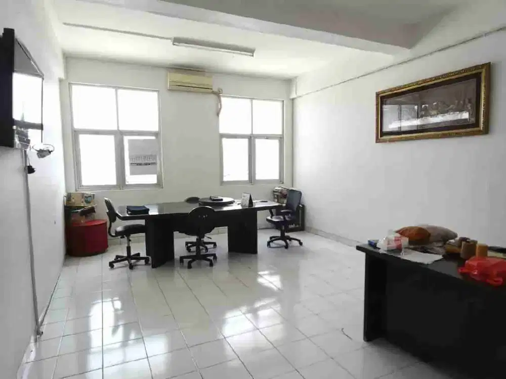 Sale rumah bisa untuk gudang / usaha  siap huni nego sampai jadi