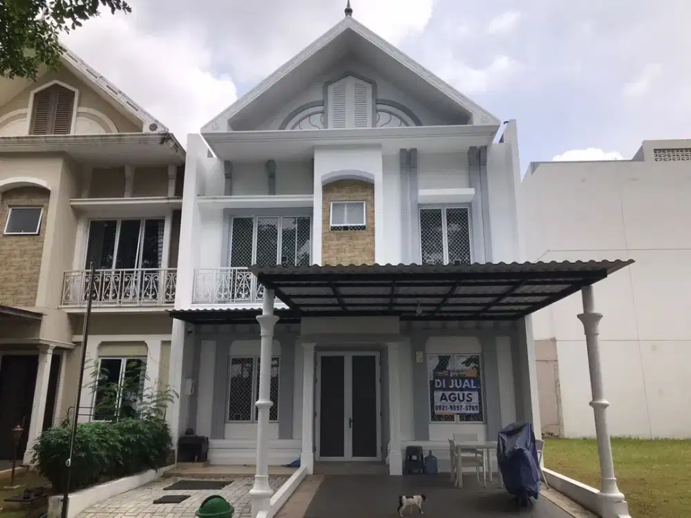 RUMAH BAGUS 2LT SIAP HUNI SEMI FURNISH DI CLUETER SOUTH THAMES JGC JAKARTA TIMUR