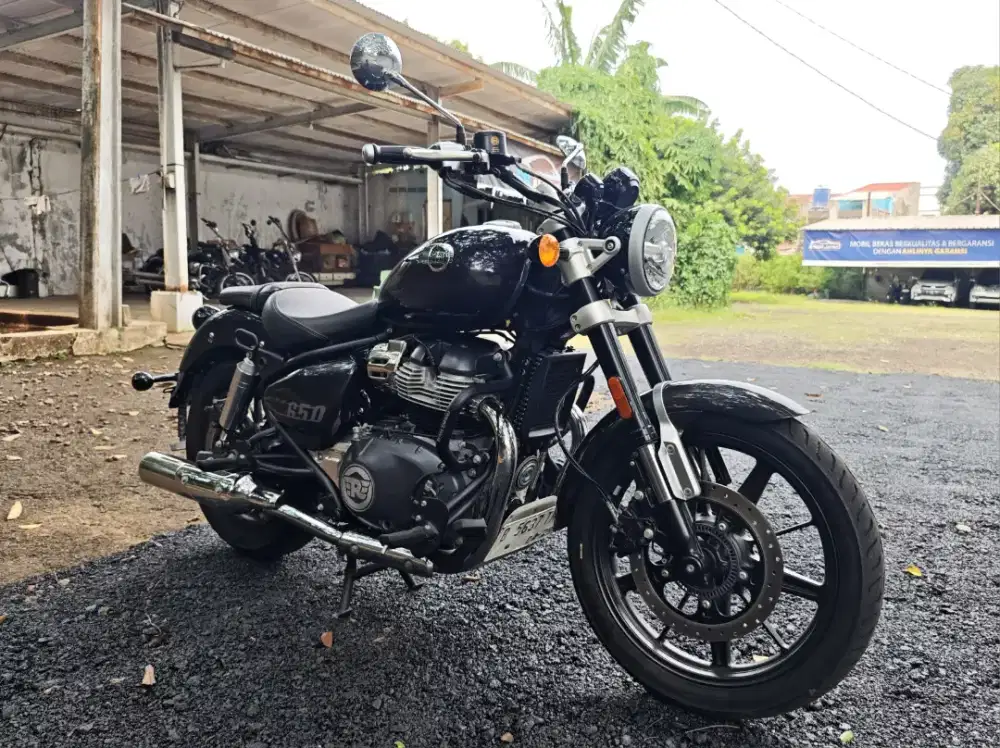 Royal enfield supermeteor 650