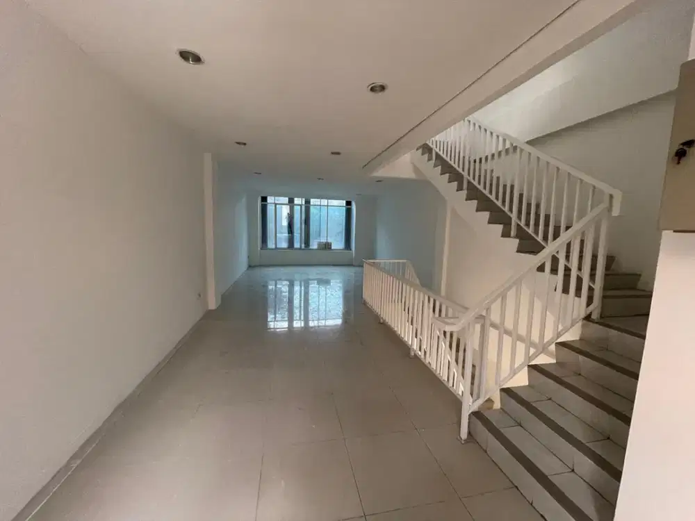 Ruko harga miring di kebayoran arcade bintaro jaya  jalan ramai boulevard bintaro siapa cepat dia dapat
