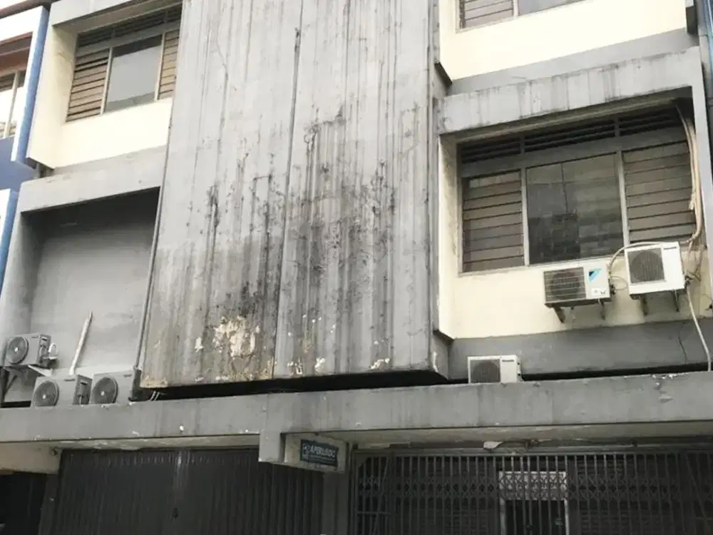 2 Ruko Gandeng, Komplek Ruko 141, Jl Pangeran Jayakarta, Jakarta Pusat