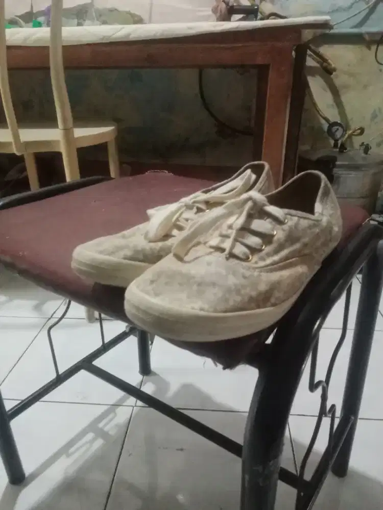 Sepatu Keds Champion Ori