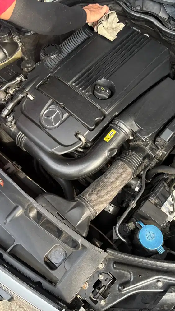 Mercedes-Benz C200 2011 Bensin