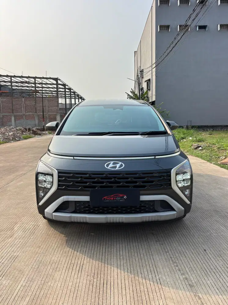 Hyundai Stargazer 1.5 Prime CVT 2022 Automatic ( Abu Abu Metalik )