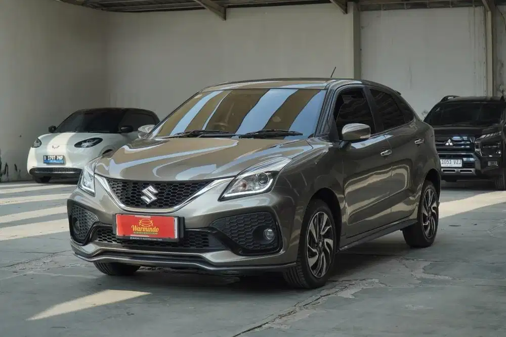 Suzuki Baleno Hatchback Matic Tahun 2021 coklat HB AT Hatch back