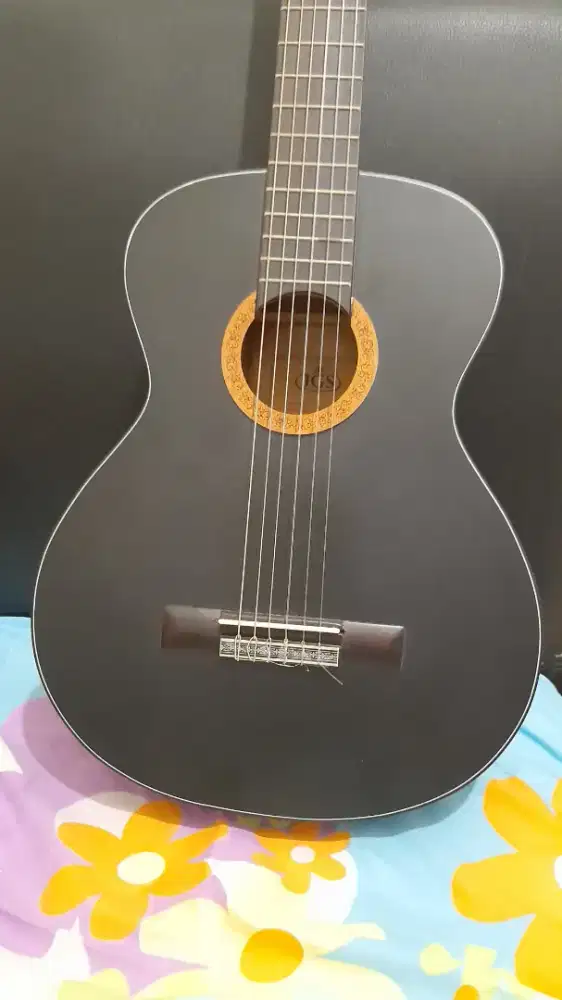 GITAR JGS HITAM ¾ SECOND (1 BULAN PEMAKAIAN)