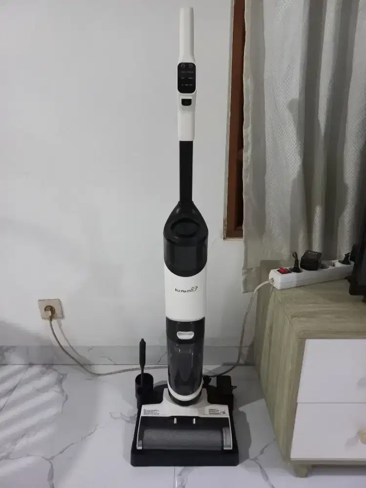 Vacum kurumi wet and dry cordless