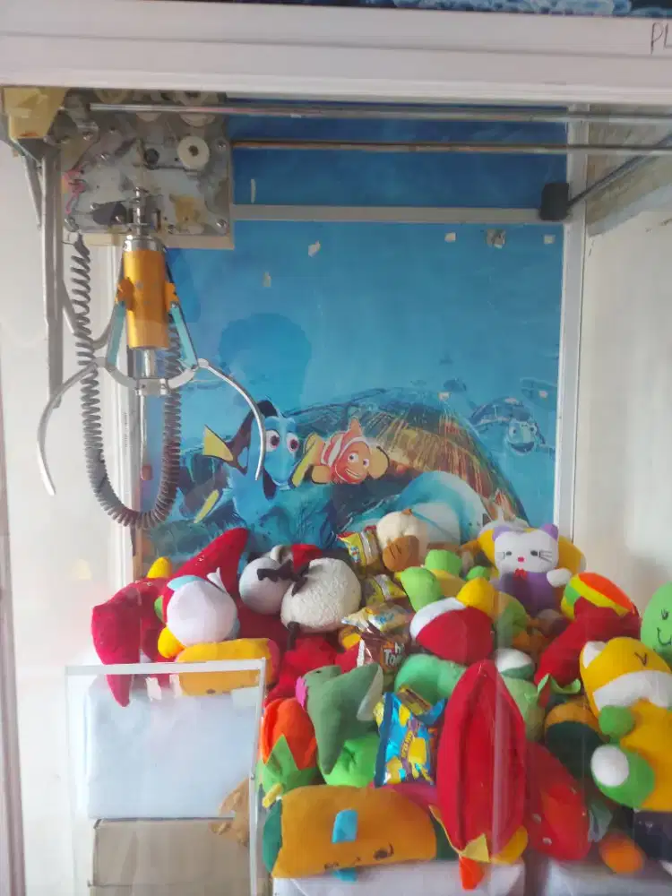 Mesin capit boneka