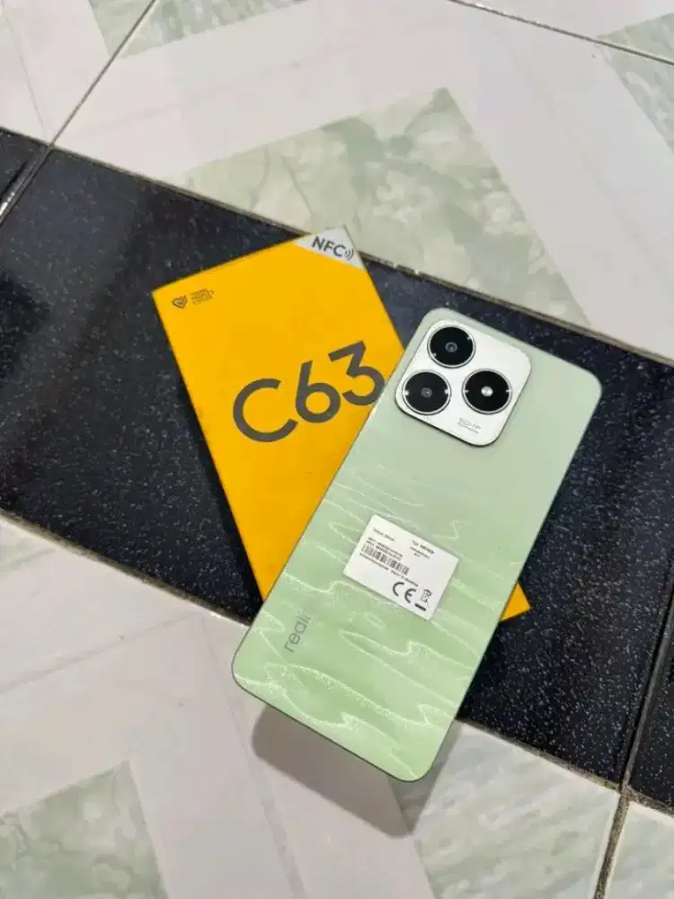 Realme C63 ram 6/128 ( NFC )