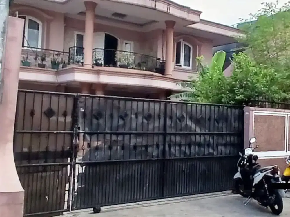 Rumah Mewah, Jl. H. Muhajar, Kebon Jeruk, Jakarta Barat