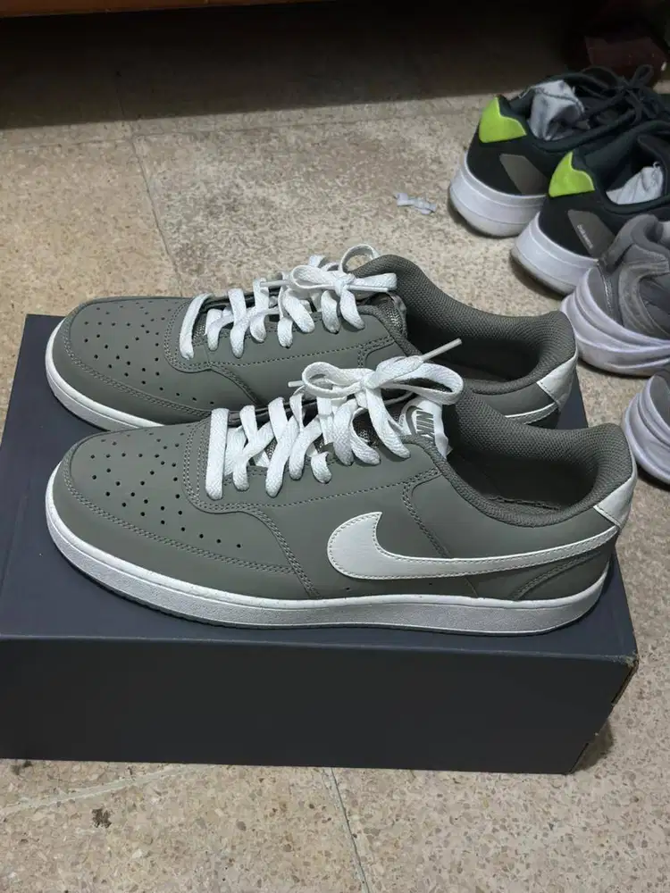 NIKE COURT VISION LOW ORIGINAL - LIGHT ARMY