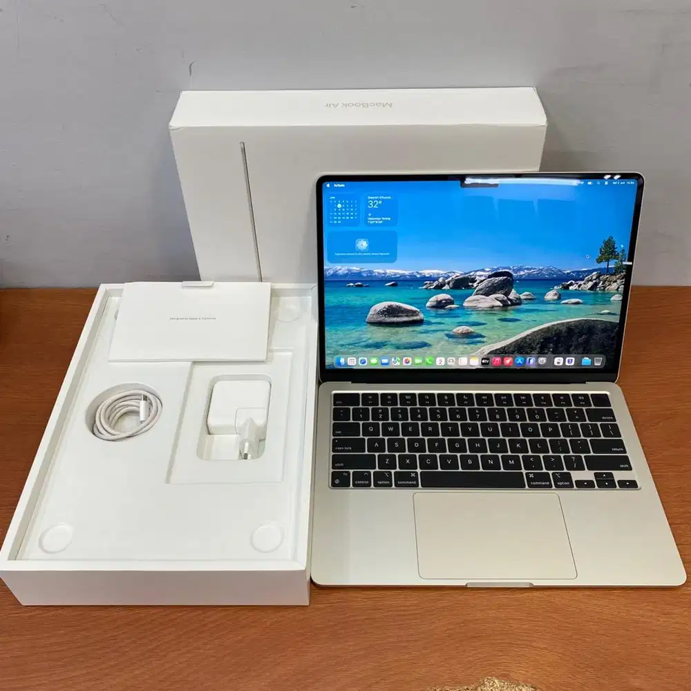 Second Macbook Air M2 12” 8/512GB Like New Garansi iBox Panjang