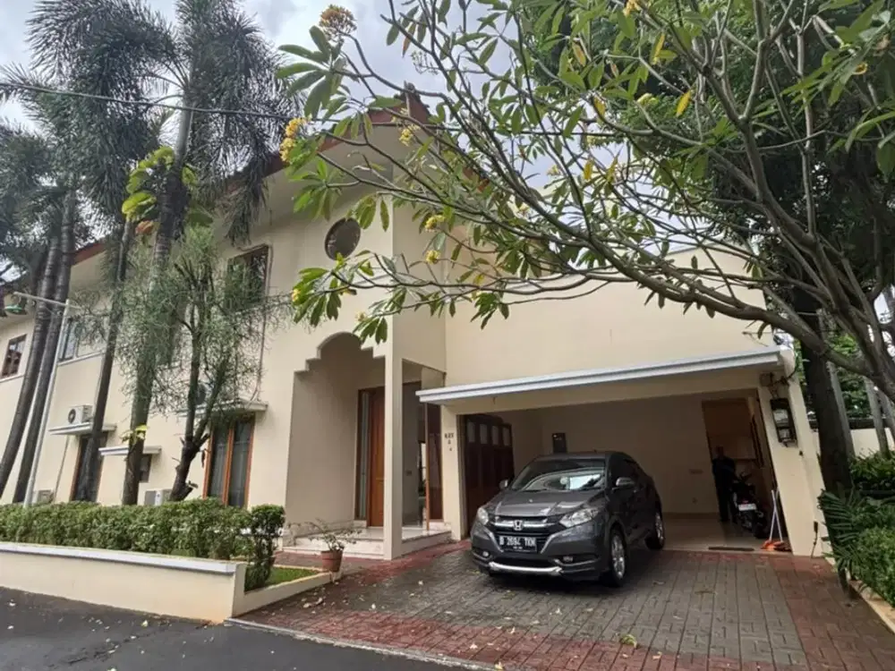 DISEWAKAN RUMAH AREA KEMANG DALAM TOWNHOUSE KONDISI FULL FURNISH
