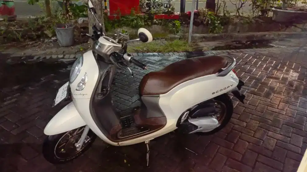 Honda Scoopy Prestige 2024