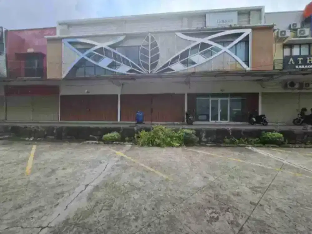 Dijual Cepat Ruko Super Strategis Lokasi Kartasura,Sukoharjo Luas 182m2 BU!!