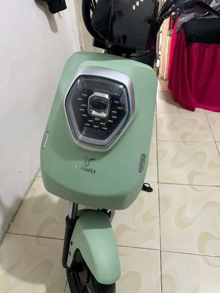 Sepeda listrik u winfly M60