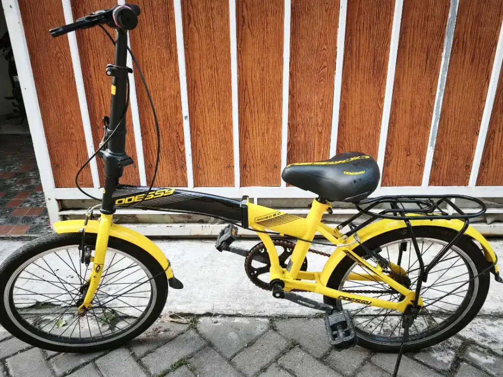Dijual sepeda merk Odessy warna kuning hitam