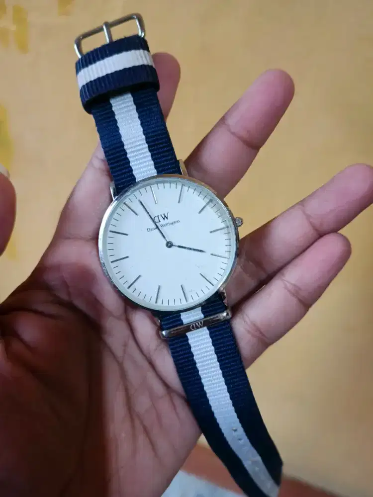 Jual jam tangan Dw pria