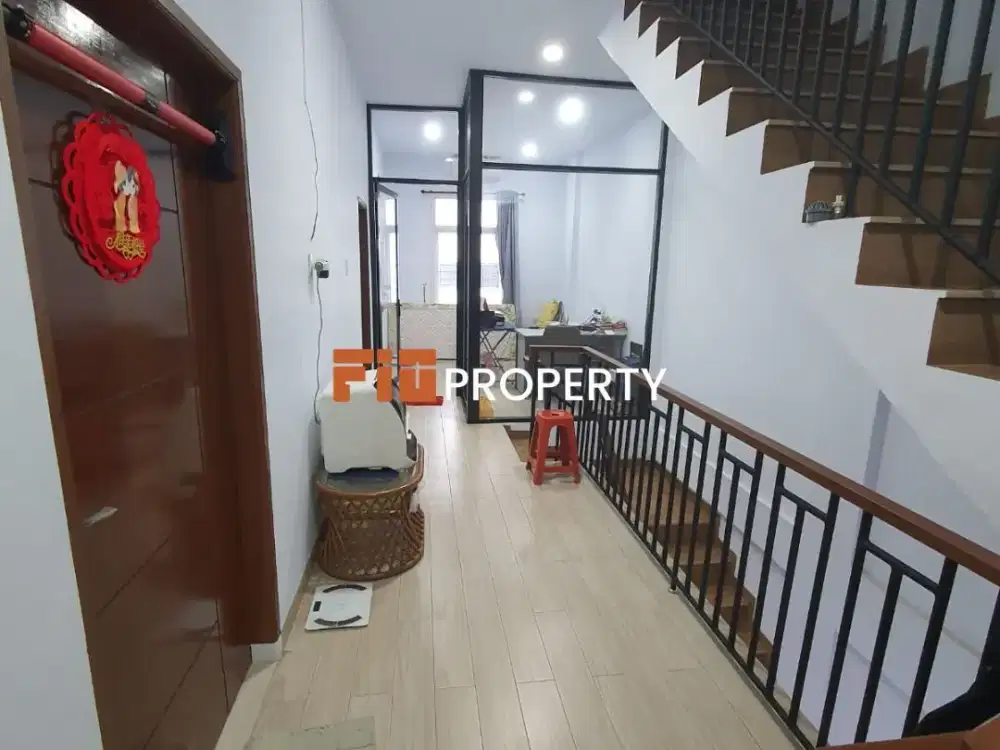 DI JUAL RUMAH KOMPLEK MADIO REGENCY MEDAN