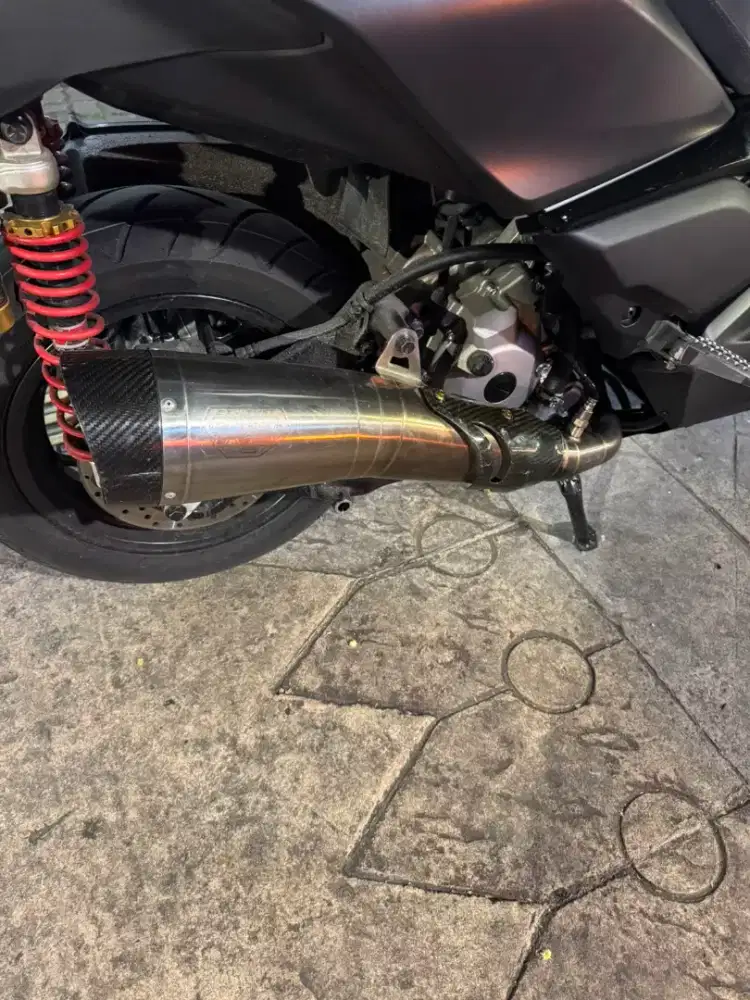 Knalpot XMAX bekas