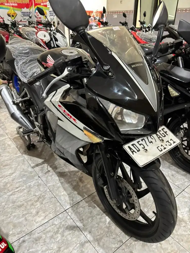 YAMAHA CBR TAHUN 2015