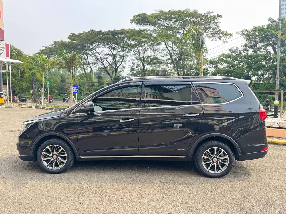 Wuling Cortez 2019 Bensin