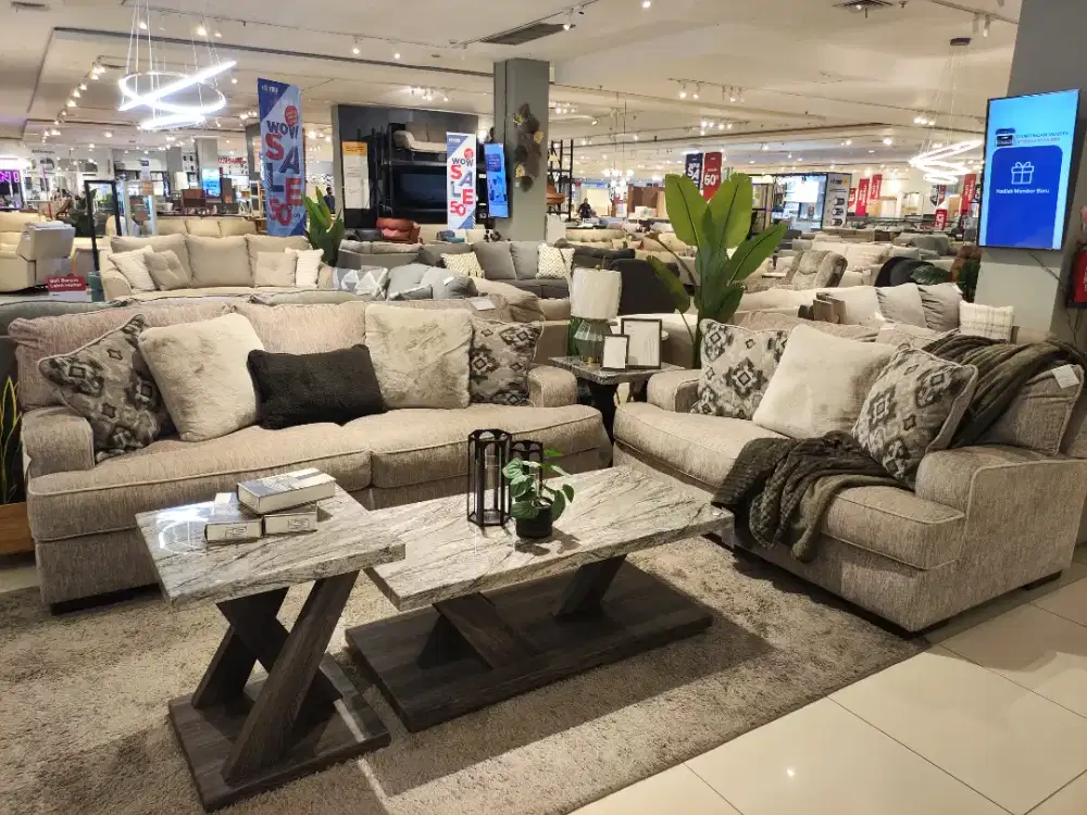 SOFA BRAND ASHLEY