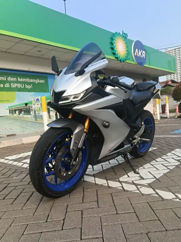 Yamaha R15 v3 km low joss