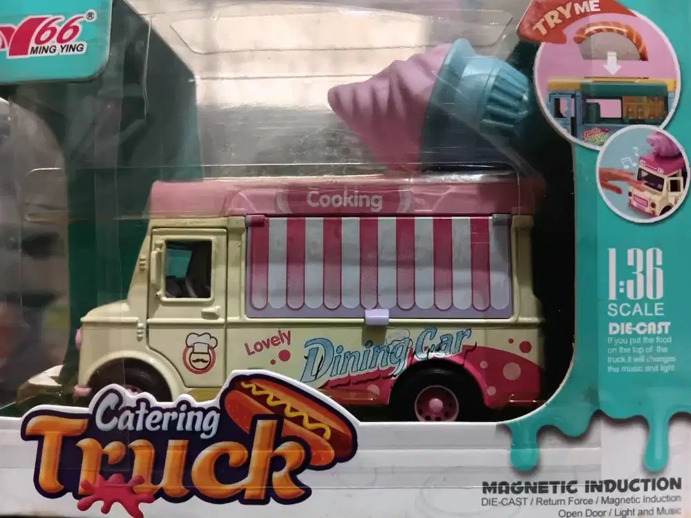 Mainan mobilan catering truck cream
