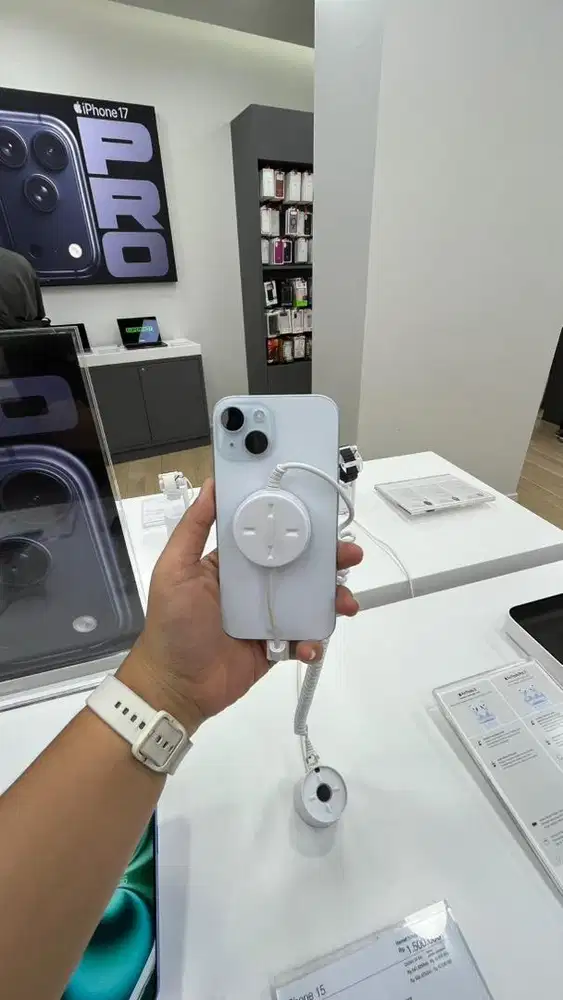 iPhone 15 128gb
