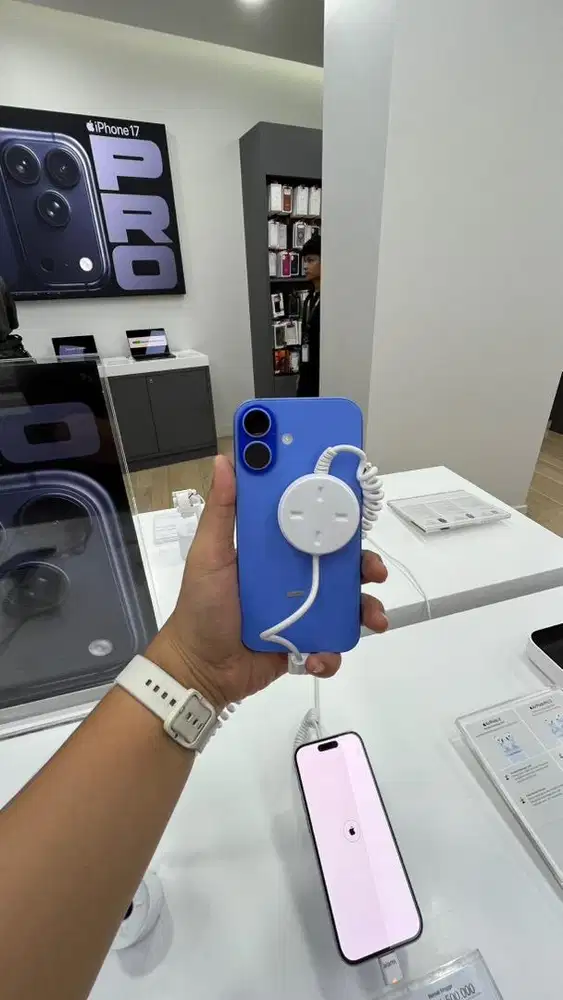 iPhone 16 128gb